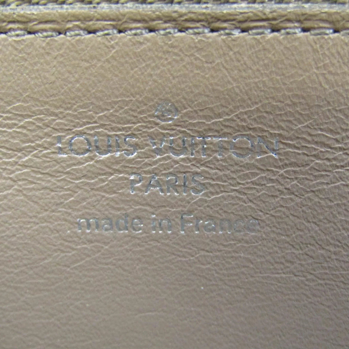 Pre-Owned Wallet Long (Good) Cachemire Comet Portefeuille M60146 (bi-fold) Women's Noir Leather Veau
