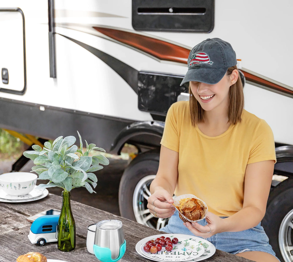 Insulated 4 8oz in at | Life (53068) Stainless Construction, Campsite Kitchen is the Comes and Removable a Better Wine Tumblers Colorful Camco a dimension Vacuum 18/8 Stems, Features Grade Steel