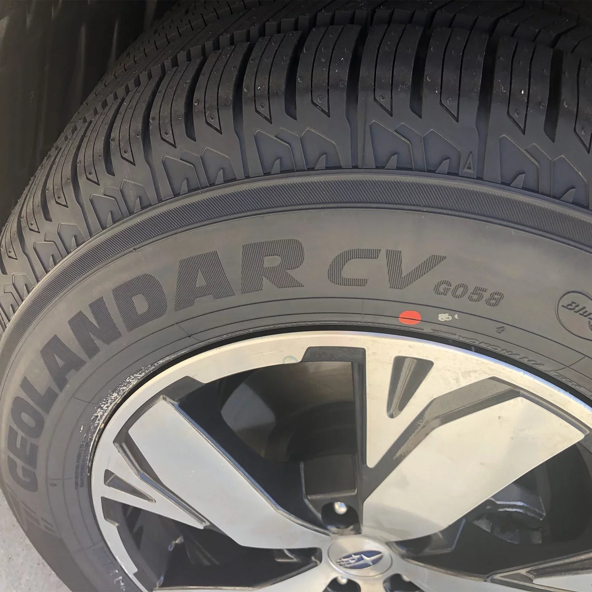 CV G058 Yokohama Season 107V 235/60R18XL BW Tire All Geolandar