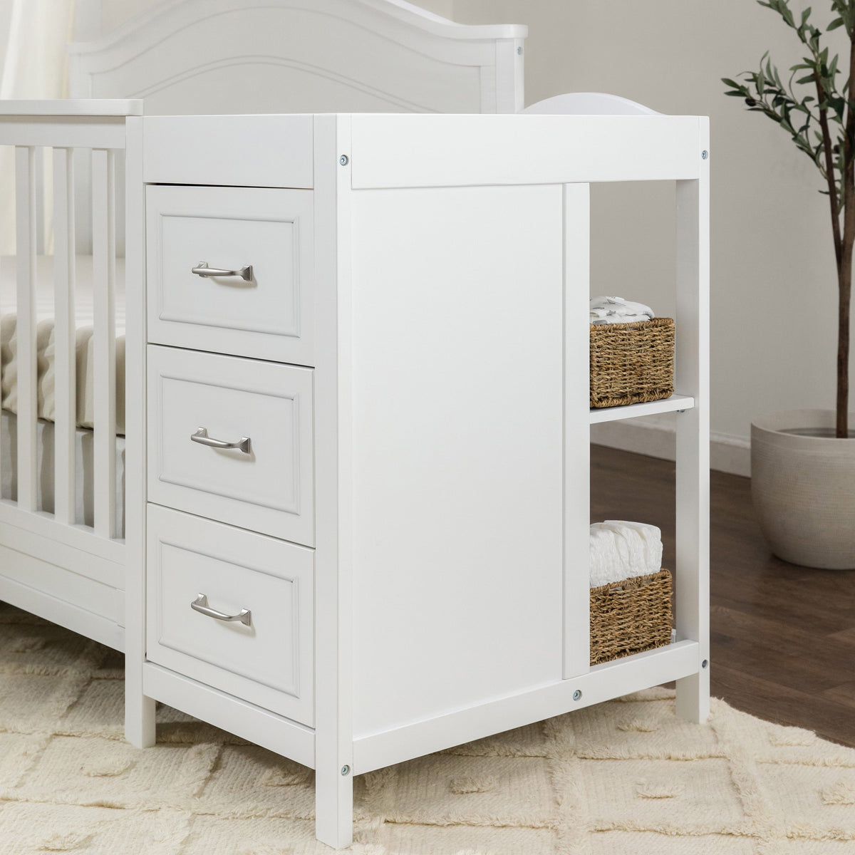 Combo Charlie White DaVinci and Crib in Changer Convertible 4-in-1